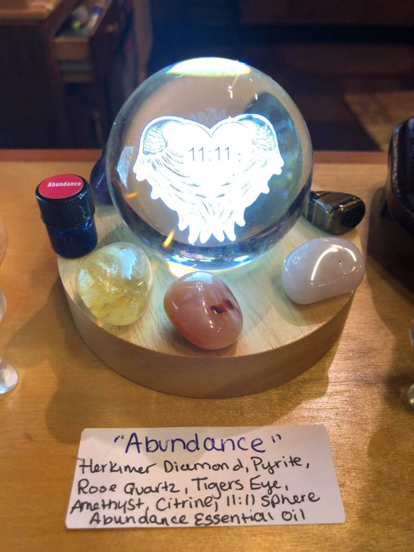 Abundance Lamp